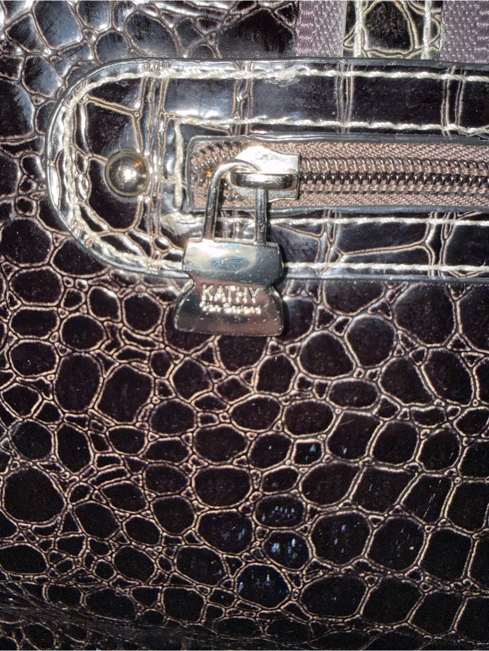 Kathy Van Zeeland Black Mock Patent Croc PVC Shoulder XL Tote Bag, 18"x13"x7"EUC - Picture 7 of 16